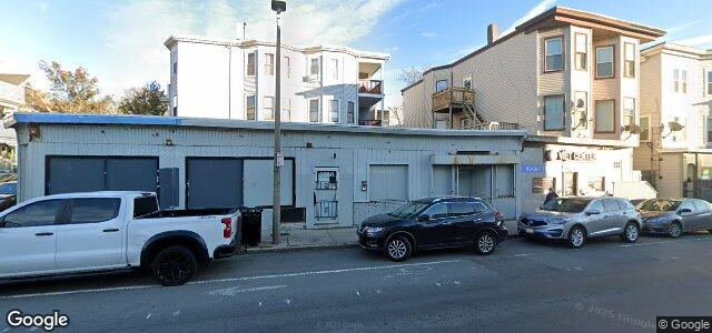 Larawan ng 1080 Dorchester Avenue sa Winnipeg, Manitoba