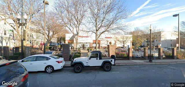 Larawan ng 1100 Dorchester Avenue sa Winnipeg, Manitoba