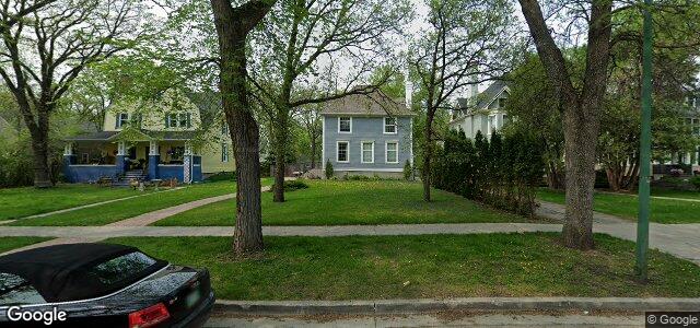 Larawan ng 111 Harvard Avenue sa Winnipeg, Manitoba