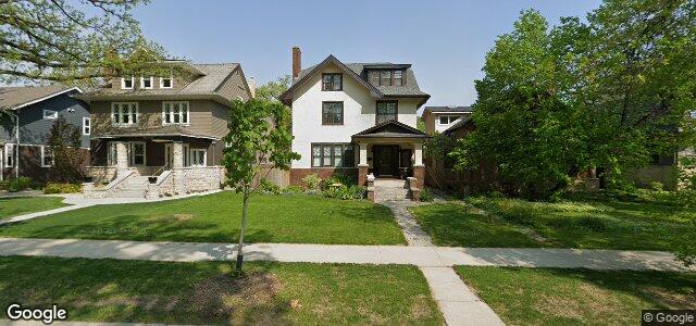 Larawan ng 1179 Grosvenor Avenue sa Winnipeg, Manitoba