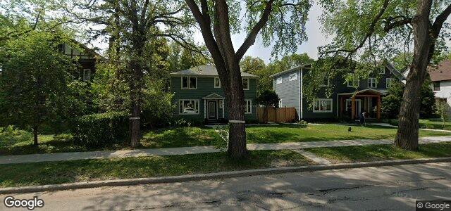 Larawan ng 1180 Grosvenor Avenue sa Winnipeg, Manitoba