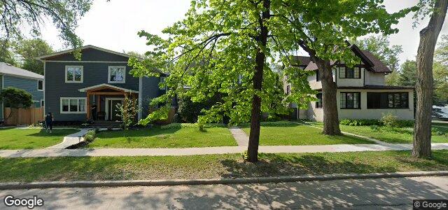 Larawan ng 1190 Grosvenor Avenue sa Winnipeg, Manitoba