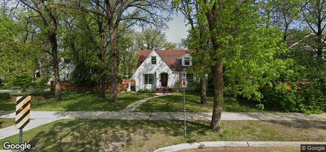 Larawan ng 1195 Grosvenor Avenue sa Winnipeg, Manitoba