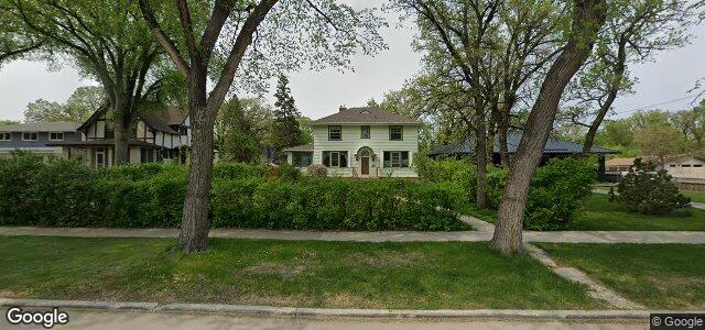 Larawan ng 121 Yale Avenue sa Winnipeg, Manitoba