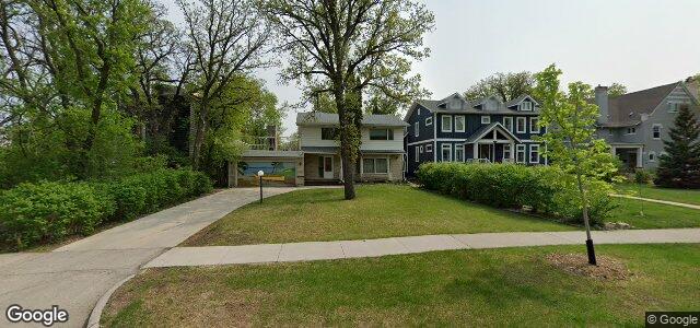 Larawan ng 124 Yale Avenue sa Winnipeg, Manitoba