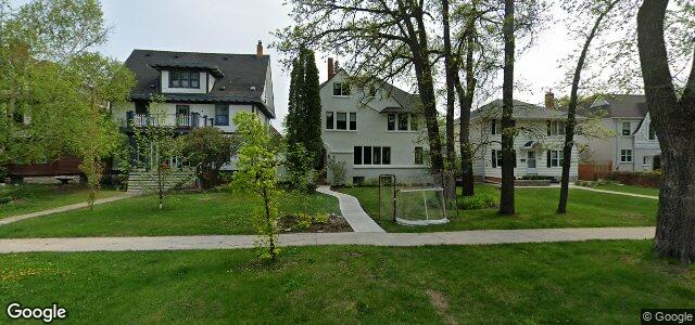Larawan ng 194 Yale Avenue sa Winnipeg, Manitoba