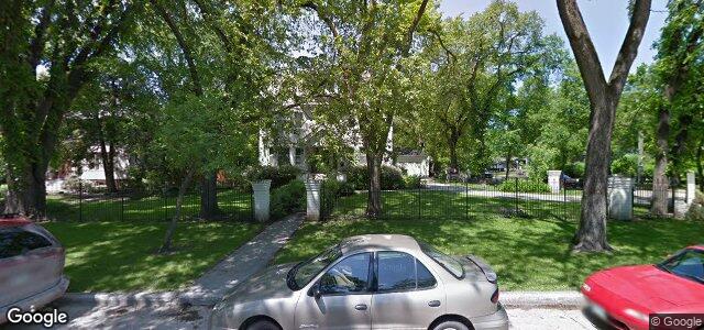 Larawan ng 225 Dromore Avenue sa Winnipeg, Manitoba