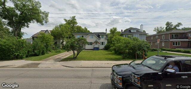 Larawan ng 226 Academy Road sa Winnipeg, Manitoba