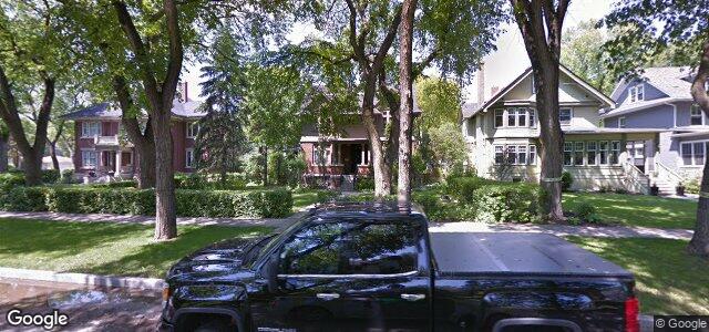 Larawan ng 235 Yale Avenue sa Winnipeg, Manitoba