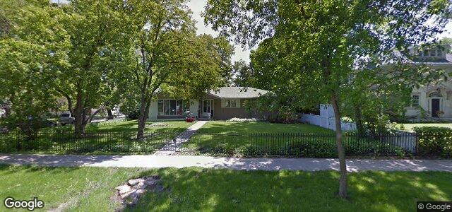Larawan ng 242 Dromore Avenue sa Winnipeg, Manitoba