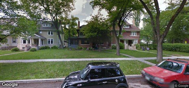 Larawan ng 271 Yale Avenue sa Winnipeg, Manitoba