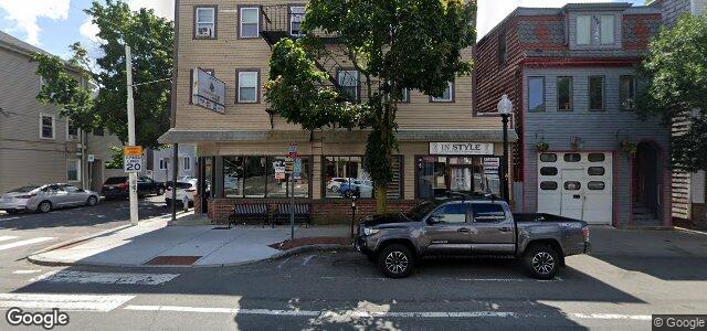 Larawan ng 566 Cambridge Street sa Winnipeg, Manitoba