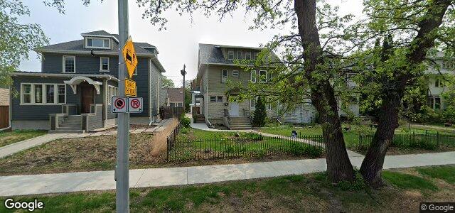 Larawan ng 936 Grosvenor Avenue sa Winnipeg, Manitoba