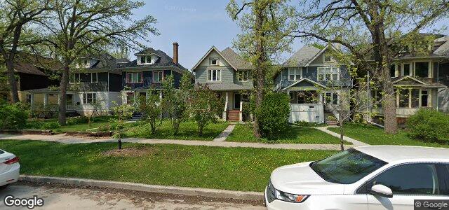Photo of 947 Mcmillan Avenue in Winnipeg, Manitoba
