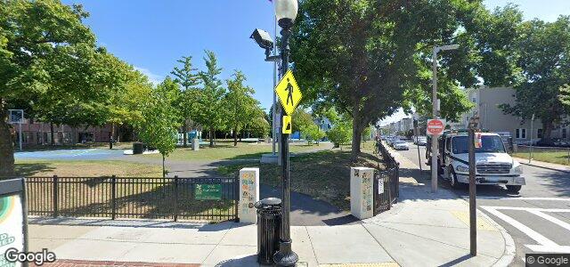 Larawan ng 960 Dorchester Avenue sa Winnipeg, Manitoba