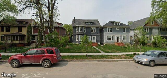 Larawan ng 961 Grosvenor Avenue sa Winnipeg, Manitoba