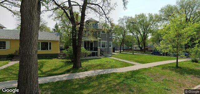 Larawan ng 988 Mcmillan Avenue sa Winnipeg, Manitoba