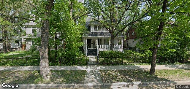 Photo of 989 Grosvenor Avenue in Winnipeg, Manitoba