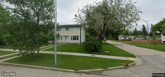 Larawan ng 1007 Buchanan Boulevard sa Winnipeg, Manitoba