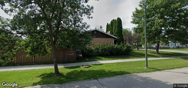 Larawan ng 101 Galbraith Crescent sa Winnipeg, Manitoba