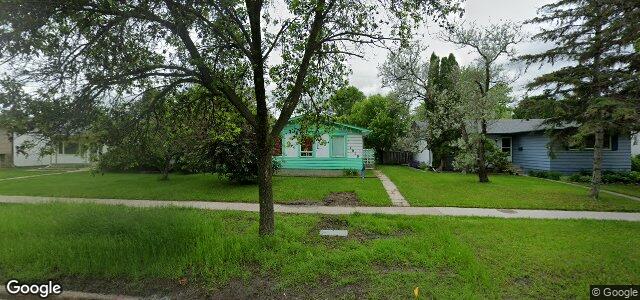 Larawan ng 1010 Cavalier Drive sa Winnipeg, Manitoba