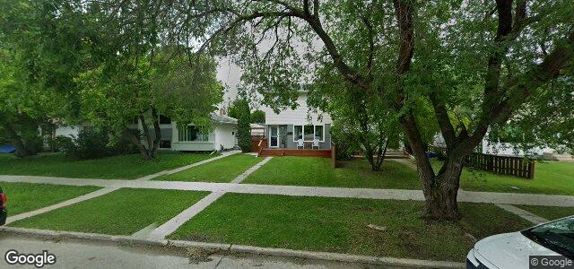 Larawan ng 1013 Buchanan Boulevard sa Winnipeg, Manitoba