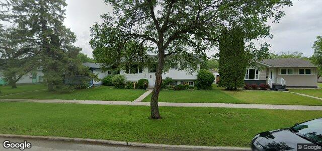 Larawan ng 1018 Cavalier Drive sa Winnipeg, Manitoba