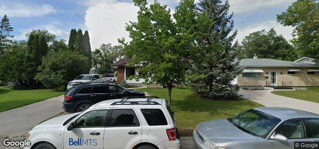 Larawan ng 102 Deloraine Drive sa Winnipeg, Manitoba