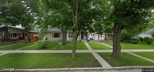 Larawan ng 1023 Buchanan Boulevard sa Winnipeg, Manitoba