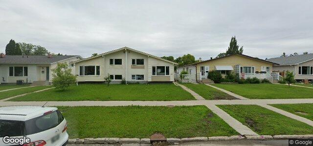 Larawan ng 1043 Buchanan Boulevard sa Winnipeg, Manitoba