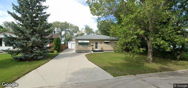 Larawan ng 106 Deloraine Drive sa Winnipeg, Manitoba