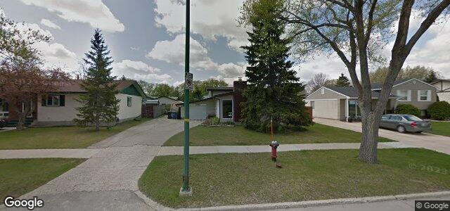 Larawan ng 1080 Crestview Park Drive sa Winnipeg, Manitoba