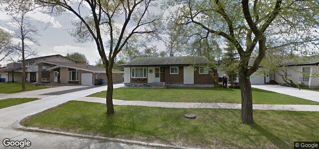 Larawan ng 1104 Crestview Park Drive sa Winnipeg, Manitoba