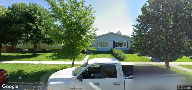 Larawan ng 1121 Buchanan Boulevard sa Winnipeg, Manitoba