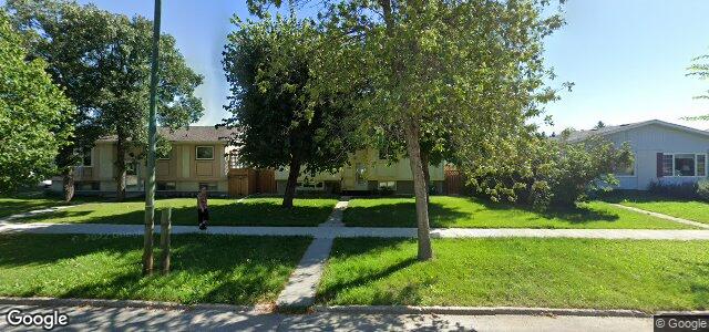 Larawan ng 1123 Buchanan Boulevard sa Winnipeg, Manitoba