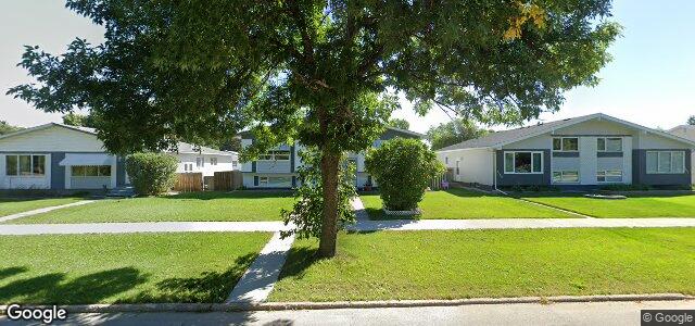 Larawan ng 1135 Buchanan Boulevard sa Winnipeg, Manitoba