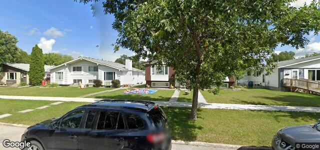 Larawan ng 1147 Buchanan Boulevard sa Winnipeg, Manitoba