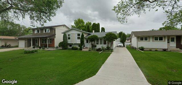 Larawan ng 115 Costello Drive sa Winnipeg, Manitoba