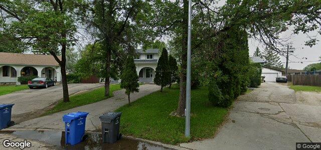 Larawan ng 12 Costello Drive sa Winnipeg, Manitoba