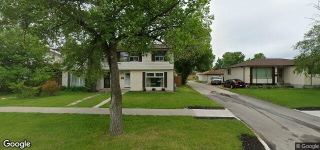 Larawan ng 12 Lumsden Avenue sa Winnipeg, Manitoba