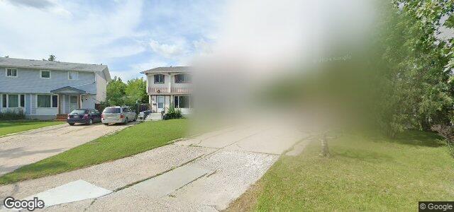 Larawan ng 122 Lake Ridge Road sa Winnipeg, Manitoba