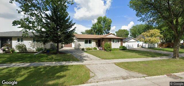 Larawan ng 129 Kay Crescent sa Winnipeg, Manitoba