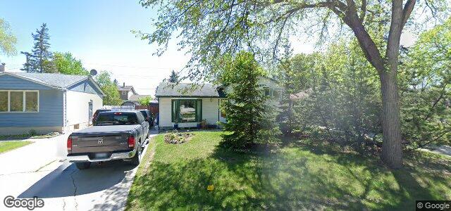 Larawan ng 130 Fairlane Avenue sa Winnipeg, Manitoba