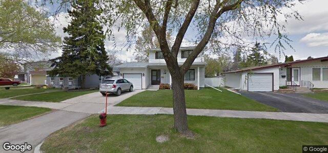 Larawan ng 131 Voyageur Avenue sa Winnipeg, Manitoba