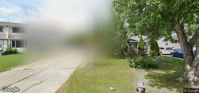 Larawan ng 132 Lake Ridge Road sa Winnipeg, Manitoba