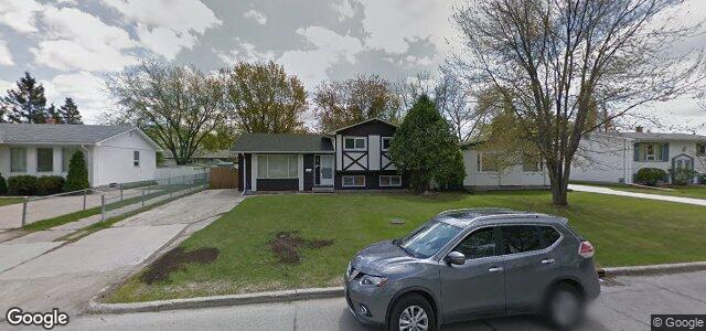 Larawan ng 142 Voyageur Avenue sa Winnipeg, Manitoba