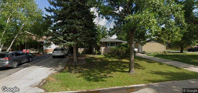 Larawan ng 143 Risbey Crescent sa Winnipeg, Manitoba