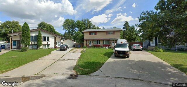 Larawan ng 159 Lake Ridge Road sa Winnipeg, Manitoba