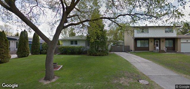 Larawan ng 160 Voyageur Avenue sa Winnipeg, Manitoba