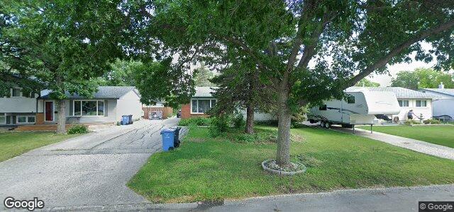 Larawan ng 167 Risbey Crescent sa Winnipeg, Manitoba